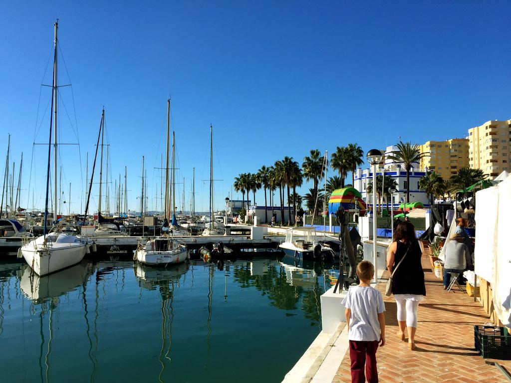Bahia De Casares Apartamento Estepona Quarto foto